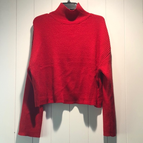 Jessica Simpson true red ribbed knit sweater cropped mocked neck M oversized - Picture 1 of 7